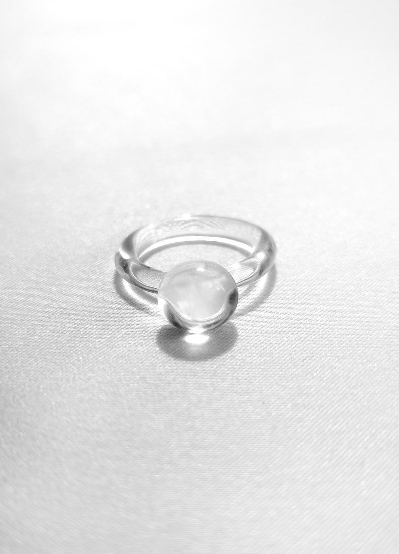 Glass ball ring, ball ring, large and impressive ring, glass ball ring, lampwork ring, borosilicate glass, minimalistic and simple, elegant image 4