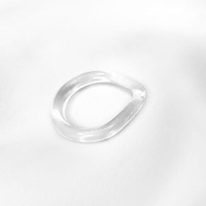 Minimalistic glass ring, unique and simple, elegant ring, lampworking, borosilicate glass, coctail ring, lampwork ring, modern ring, unisex image 4