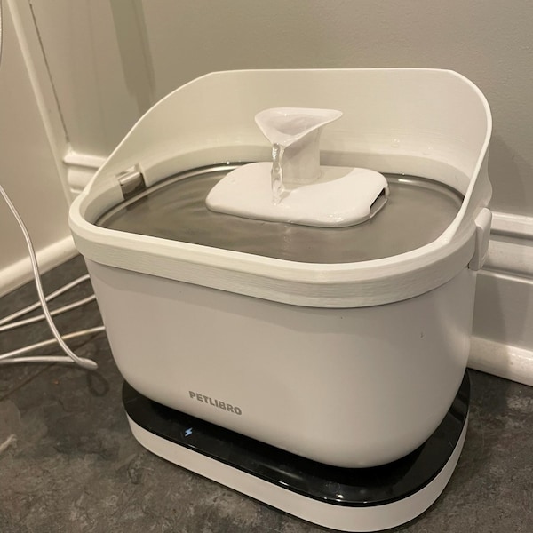Petlibro Dockstream Pet Fountain Splash Guard