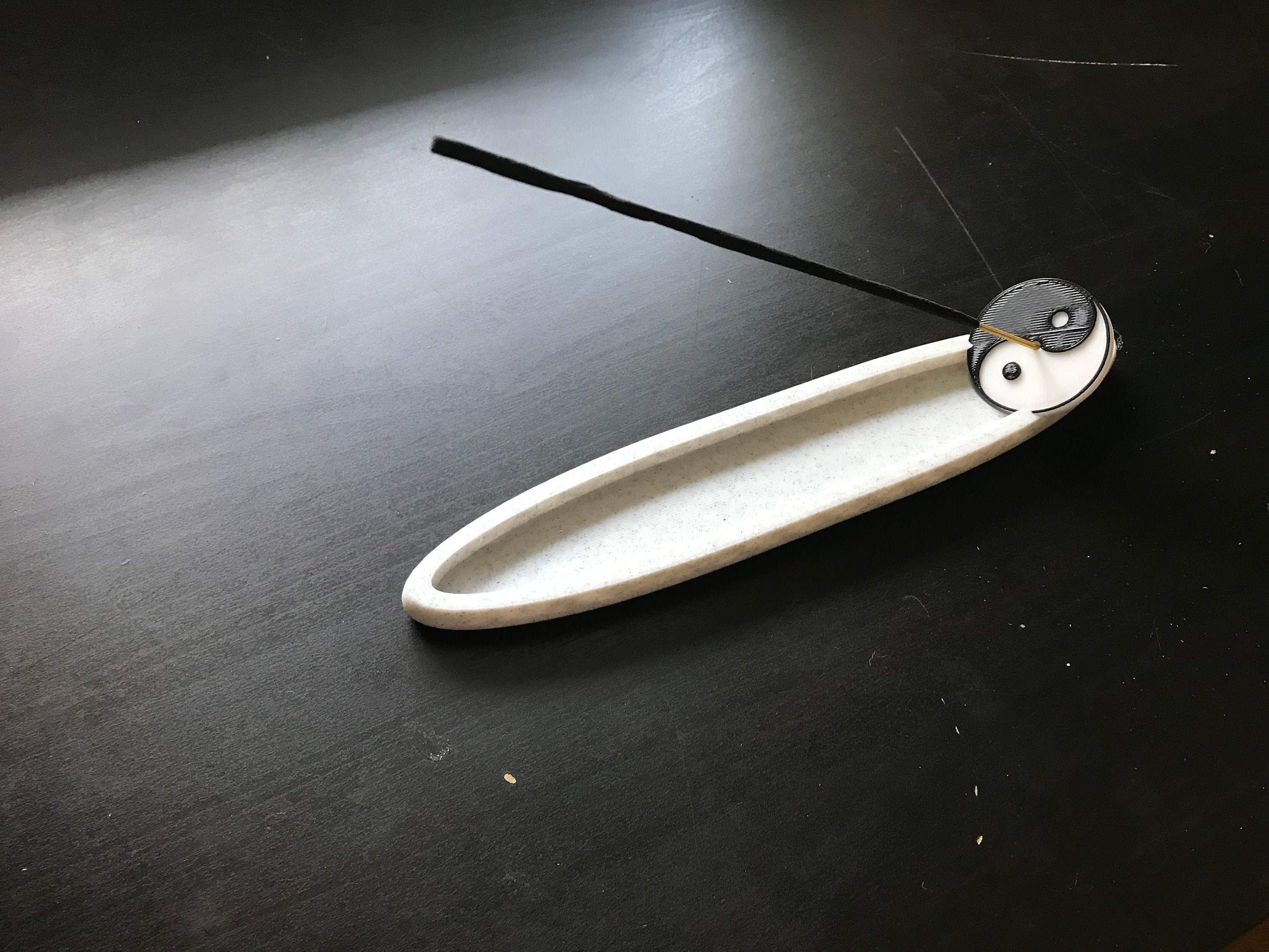 3Dプリントのお香立て - 交換可能なトークン付き - Etsy 日本