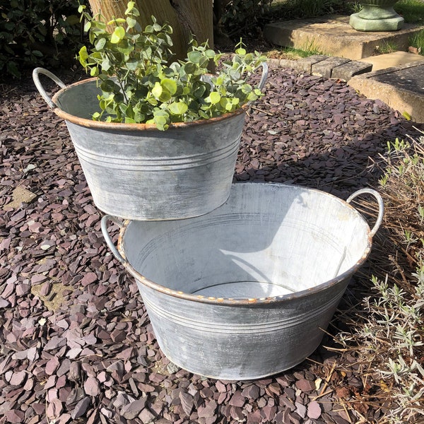 Metal Planter. Gorgeous Galvanised Medium Rustic Planter with Handles 36cm