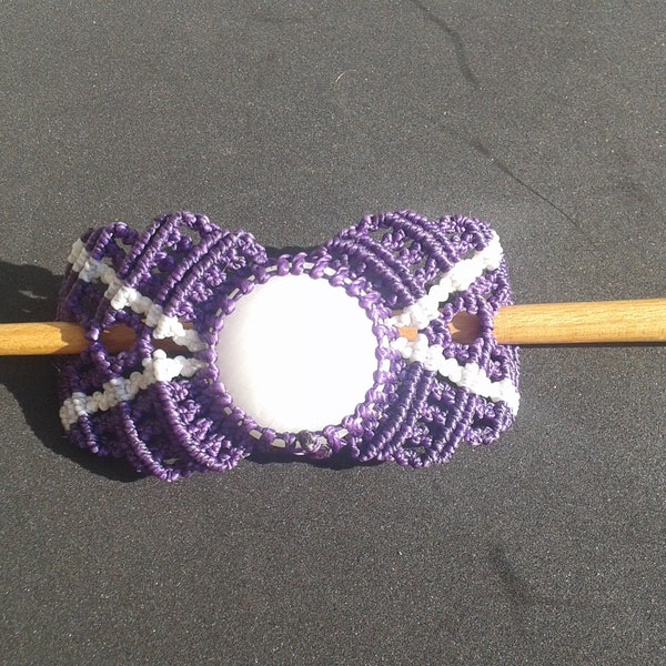 Broche pour les cheveux en macramé avec Howlite