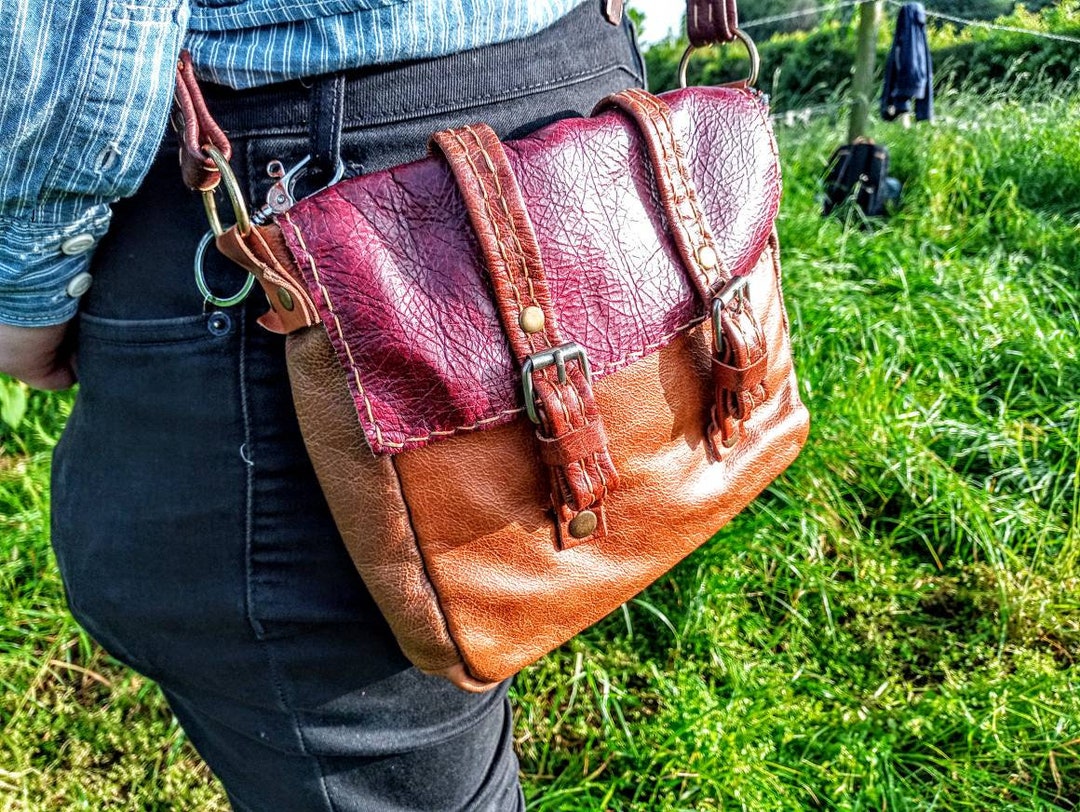 Leather Satchel Fully Lined 4 Pockets Men's or Women's Side Bag