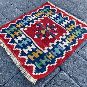 Small Turkish Rug, Small Kilim Rug, 1.2 x 1.2 ft, Boho Rug, Handwoven Bath Rug, Kitchen Rug, Oushak Rug, Farmhouse Rug, 362