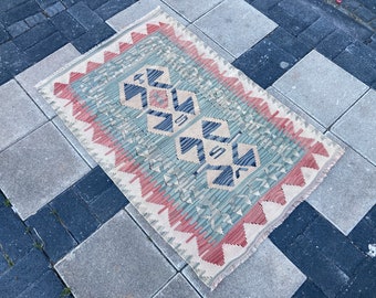 Vintage kilim rug, Turkish kilim rug, 3.6 x 2.5 ft, Green kilim rug, Bohemian rug, Geometric rug, Kilim rug, Home decor, Boho rug, 508