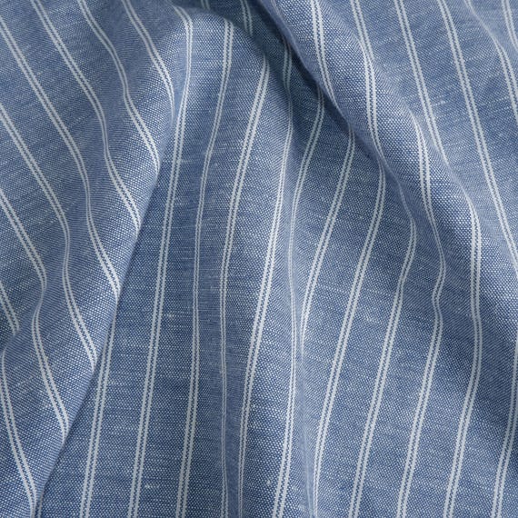 REINES Leinen blau gestreift mittelschwerer 100% Leinenstoff per