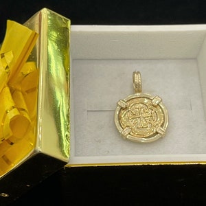 14kt solid gold atocha coin pendant