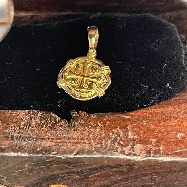 14kt solid gold atocha coin pendant