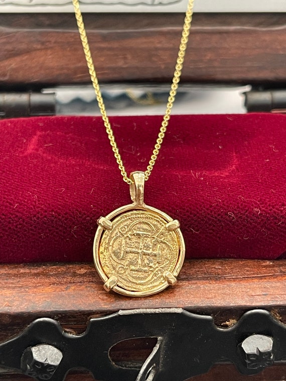 Buy Treasure Coin Necklace in Yellow Gold Online in India - Etsy