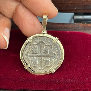 Atocha shipwreck treasure Mel fisher silver coin pendant in 14kt solid gold bezel