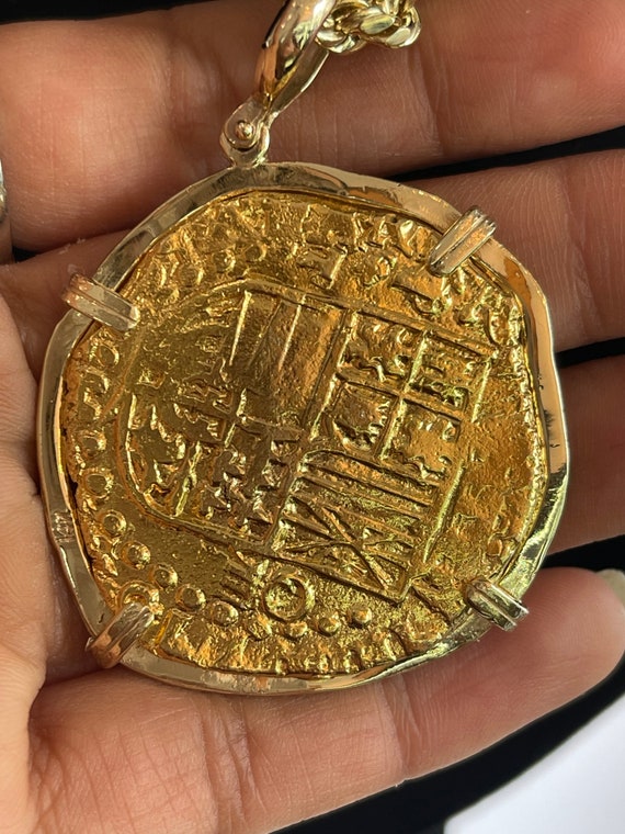 Atocha Shipwreck Treasure: Mel Fisher 14kt Solid Gold Coin Pendant