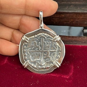 Atocha shipwreck treasure Mel fisher silver coin pendant