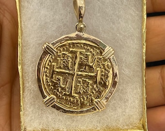 BEAUTIFUL Solid Atocha shipwreck treasure Mel fisher gold coin pendant