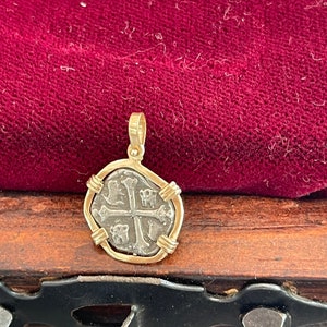 Atocha shipwreck treasure Mel fisher silver coin pendant in 14kt solid gold bezel