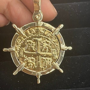 Atocha shipwreck gold coin pendant made with 14kt solid pure gold