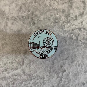 Enamel Pin Costa Del Clee image 2