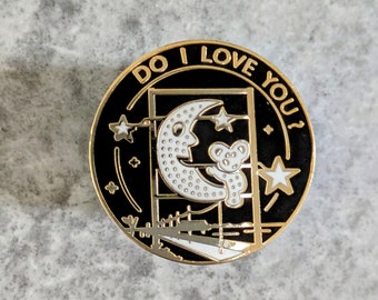 Enamel Pin Badge - Mouse and Moon, Black/Gold