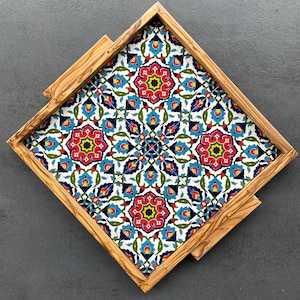 Solid wood tray made of olive wood