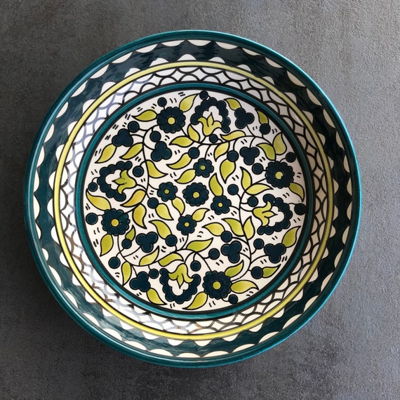 Bowl with green flower details, ceramic bowl, fruit bowl, boho, gift idea, vintage, table decoration, center piece