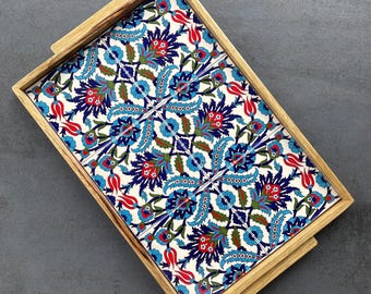 Serving platter with tile design made of walnut wood