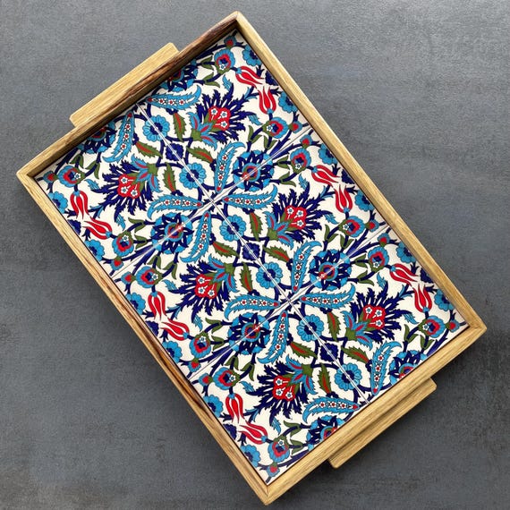 Serving platter with tile design made of walnut wood