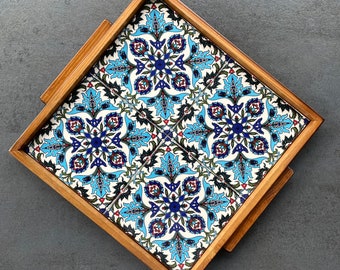 Tablett aus Holz mit Keramikfliesen-Deko im orientalischen Stil, Servierplatte, Kaffeeservice, Deko, Geschenk, Einweihung, handgemacht