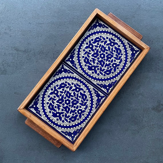 Wooden tray with blue and white ceramic tiles, serving plate, serving board made of ceramic and wood, gift idea