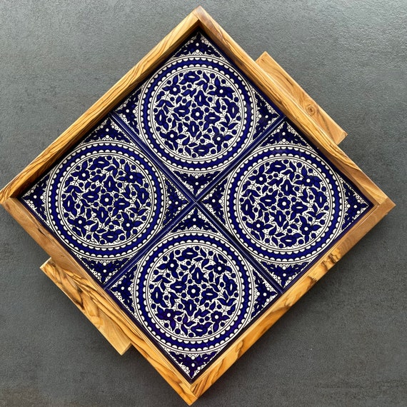 Olive wood tray with ceramic decoration