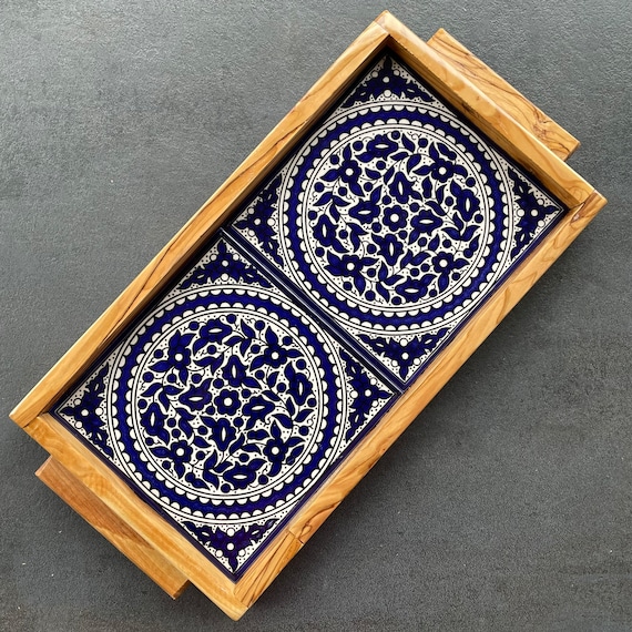 Tray made of olive wood with blue and white tiles