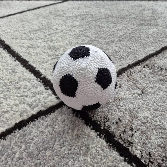 かぎ針編みのサッカーボール編みぐるみ（2サイズ）、PDFエコ