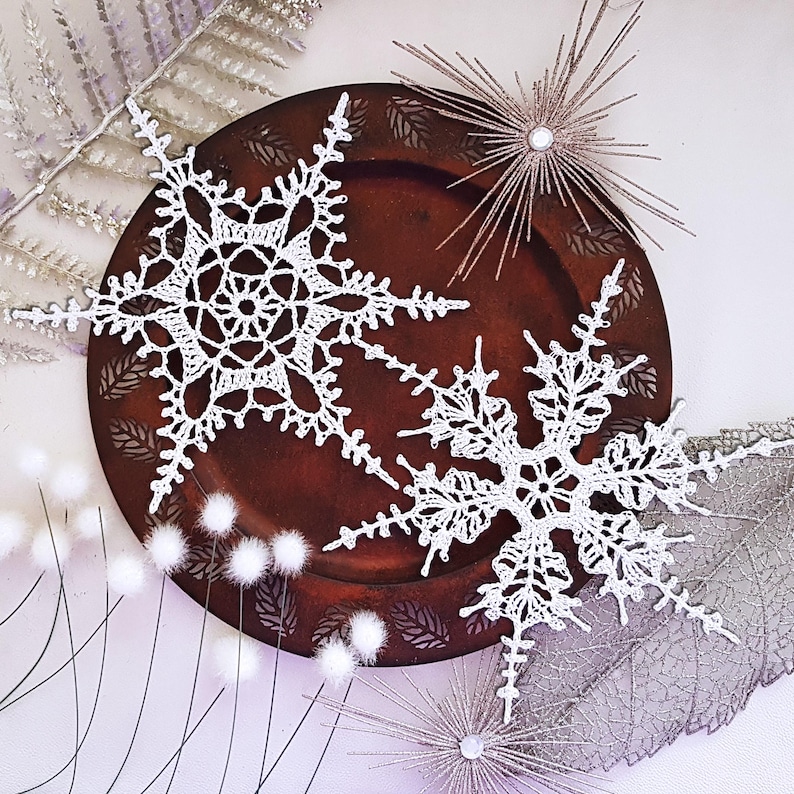 2 Christmas Lace Snowflakes 11'' (27 cm) Crochet Pattern EN/DE: PDF Description Eco-Friendly xmas Tree Decor, diy Gift Vintage Traditional image 1