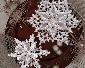 3 relief snowflakes crochet pattern EN/DE: PDF Christmas tree decoration, ice crystal lace