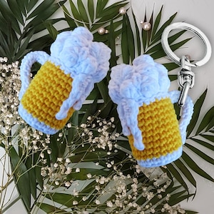 Modèle PDF de chope à bière amigurumi au crochet (DE/EN), porte-clés 3D, cadeau de Saint-Valentin pour homme