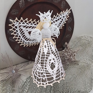 Christmas Angel Crochet Pattern Peacock in 2 Sizes EN/DE.