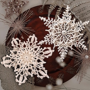 3 relief snowflakes crochet pattern EN/DE: PDF Christmas tree ornaments, ice crystal lace