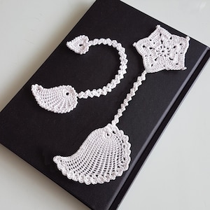 Bookmark Wing in 2 sizes with Star or Heart Crochet Pattern 2 PDFs De/En: PDF key chain, Tunisian Crochet