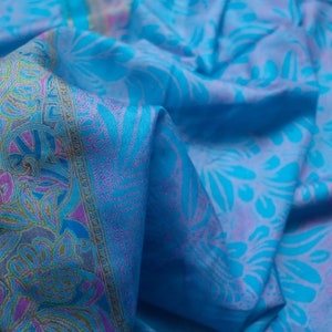 Tecido de seda artesanal Tecido de sari de seda vintage Decoração de janela Tecido reciclado, Furoshiki, Arte têxtil, Arte criativa, Costura, Vendido por 1/2 jarda