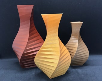 4 Sided Elegant Vase / Modern Vase / Futuristic Vase / Twisted Vase / Square Vase / Curved Vase / Low Poly Design Vase