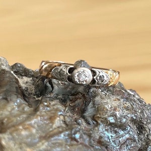 Alter Ring aus dem 19. Jahrhundert aus 18 Karat Roségold, Platin und Diamant Bild 3