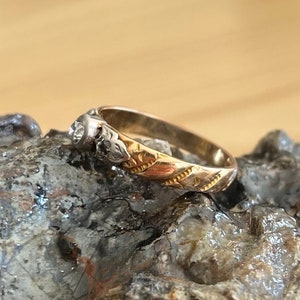 Alter Ring aus dem 19. Jahrhundert aus 18 Karat Roségold, Platin und Diamant Bild 2
