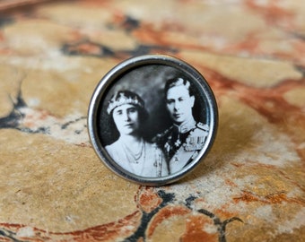 c.1930s Commemorative King George VI and Queen Mother Lapel Badge Stud, Royal Memorabilia Accessories Collector, Antique Male Accessories