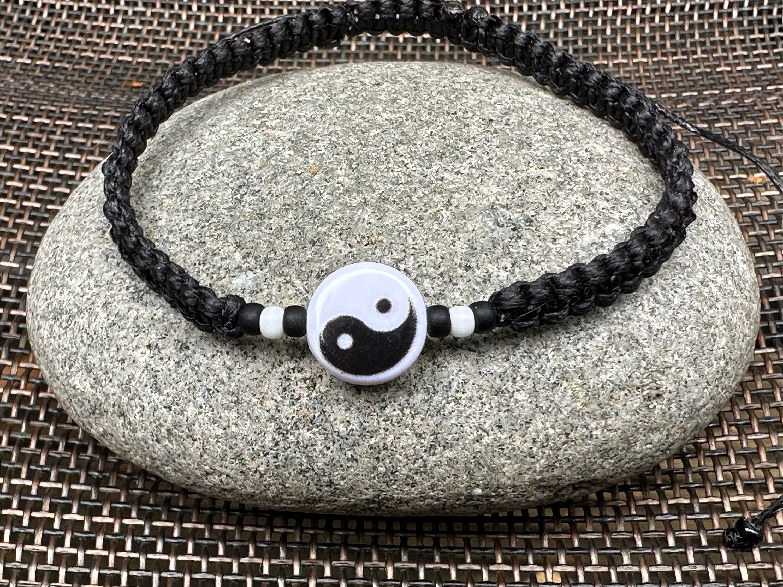 Pulsera Para Hombre De Triple Hilera En Piel Marrón Y Piedra Natural Ojo De Tigre