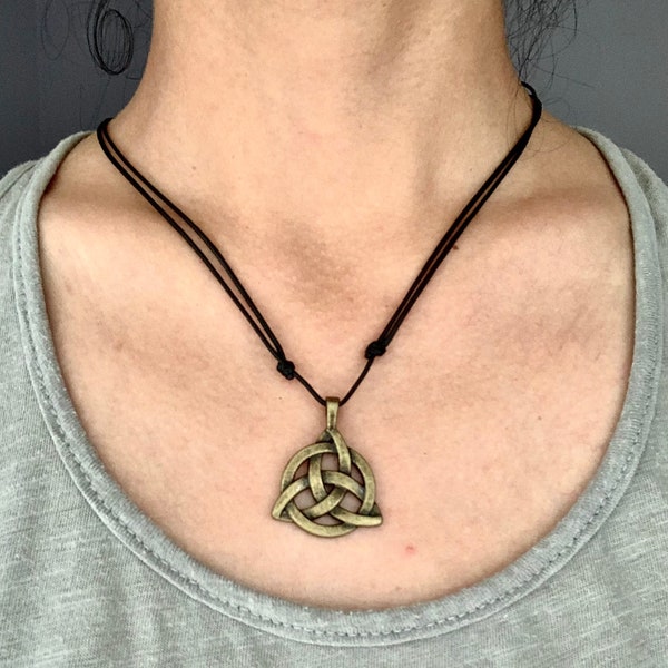 Collier noeud celtique - Pendentif noeud celtique Trinity - Pendentif Triquetra - Pendentif homme - Pendentif femme - Pendentif bronze antique - Vendeur britannique