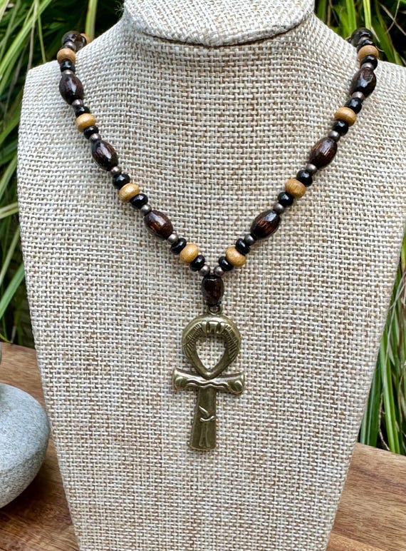 Collana Con Ciondolo A Forma Di Croce In Legno Naturale, Stile