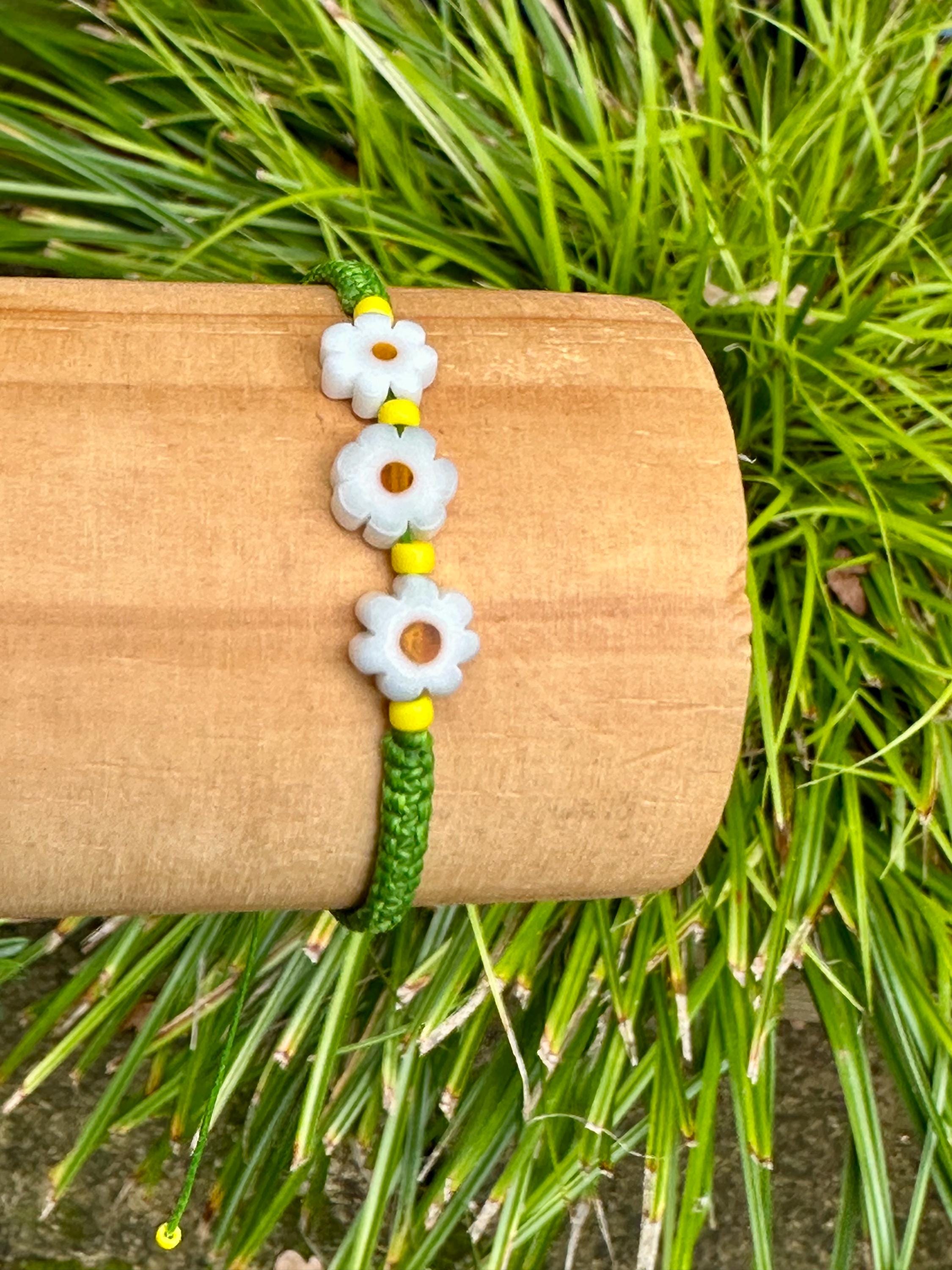 Dainty Daisy Flower Bracelet-handmade Braided Bracelet-nature