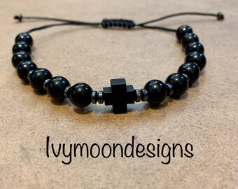 Handmade bracelet-Beaded bracelet-Black bracelet-Bracelet for men-Black wooden cross-Cross bracelet-Unisex bracelet-Hematite bracelet-Uk