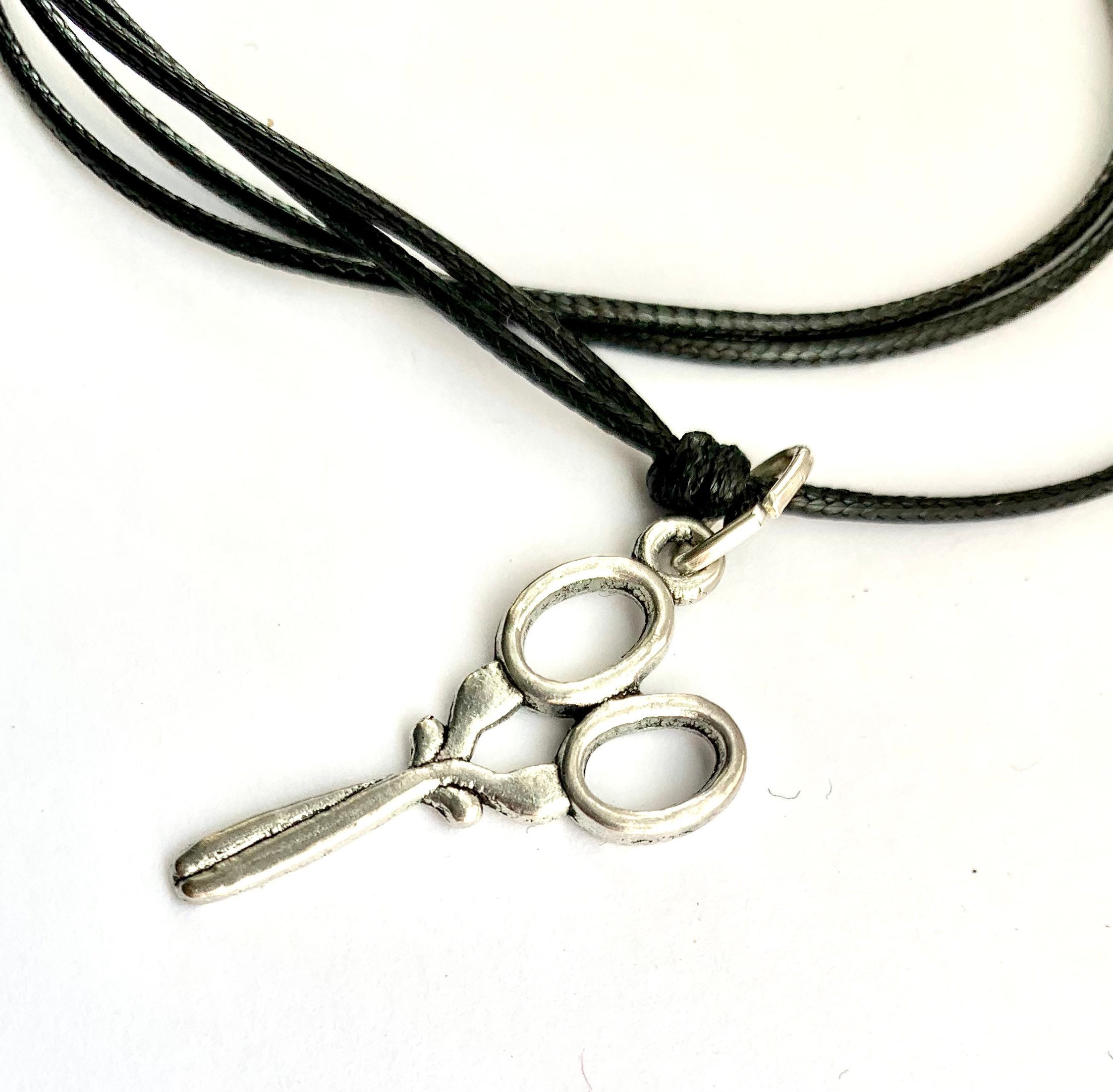 Tiny Scissors Necklace- 14k Gold – Cass Lilien Jewelry