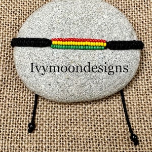 Black bracelet-Beaded bracelet-Knotted bracelet-Reggae bracelet-Rasta-Rastafarian-Hippie-Reggae style-Mens bracelet-Handmade-Bohemian-Uk