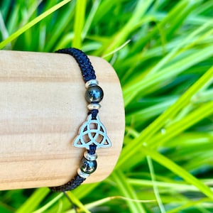 Pulseira nó celta-Pulseira trindade celta-Pulseira hematita-Nó celta pequeno-Pulseira triquetra-Pulseira wiccan-Triquetra celta-Irlandês