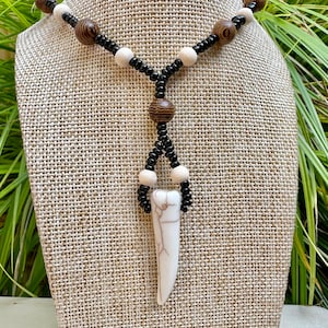 Beaded necklace-Tooth necklace-Wooden necklace-Surfer necklace-Mens necklace-Bohemian necklace-Howlite tooth necklace-Gemstone-Handmade-Uk